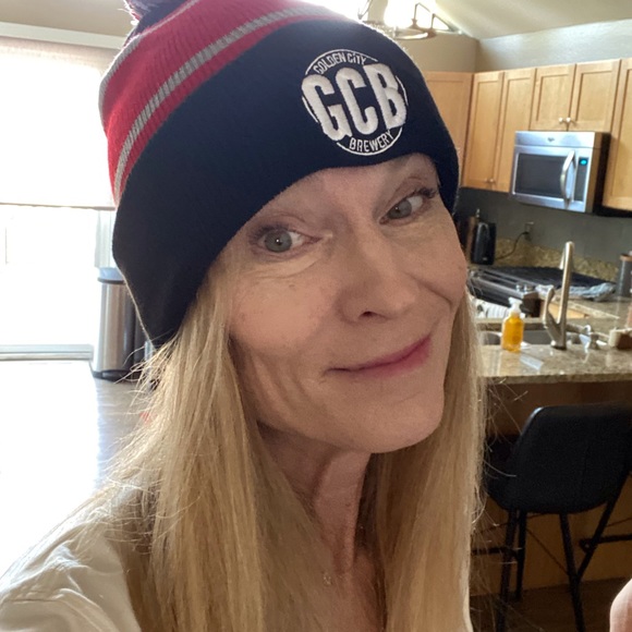 Meet your Posher, Kelley - Picture 2 of 3